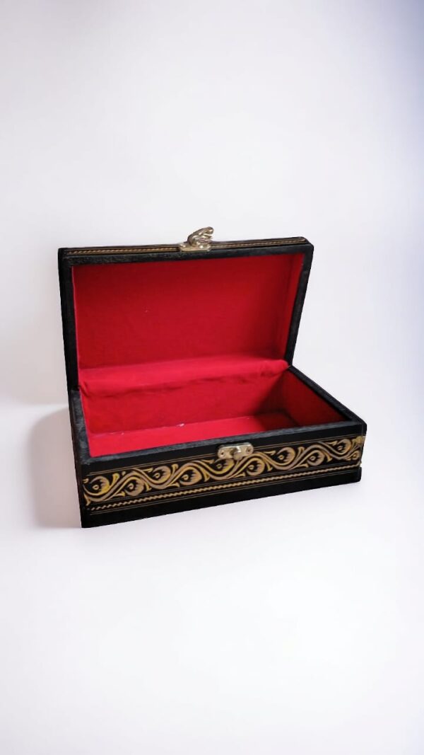 Jewellery box